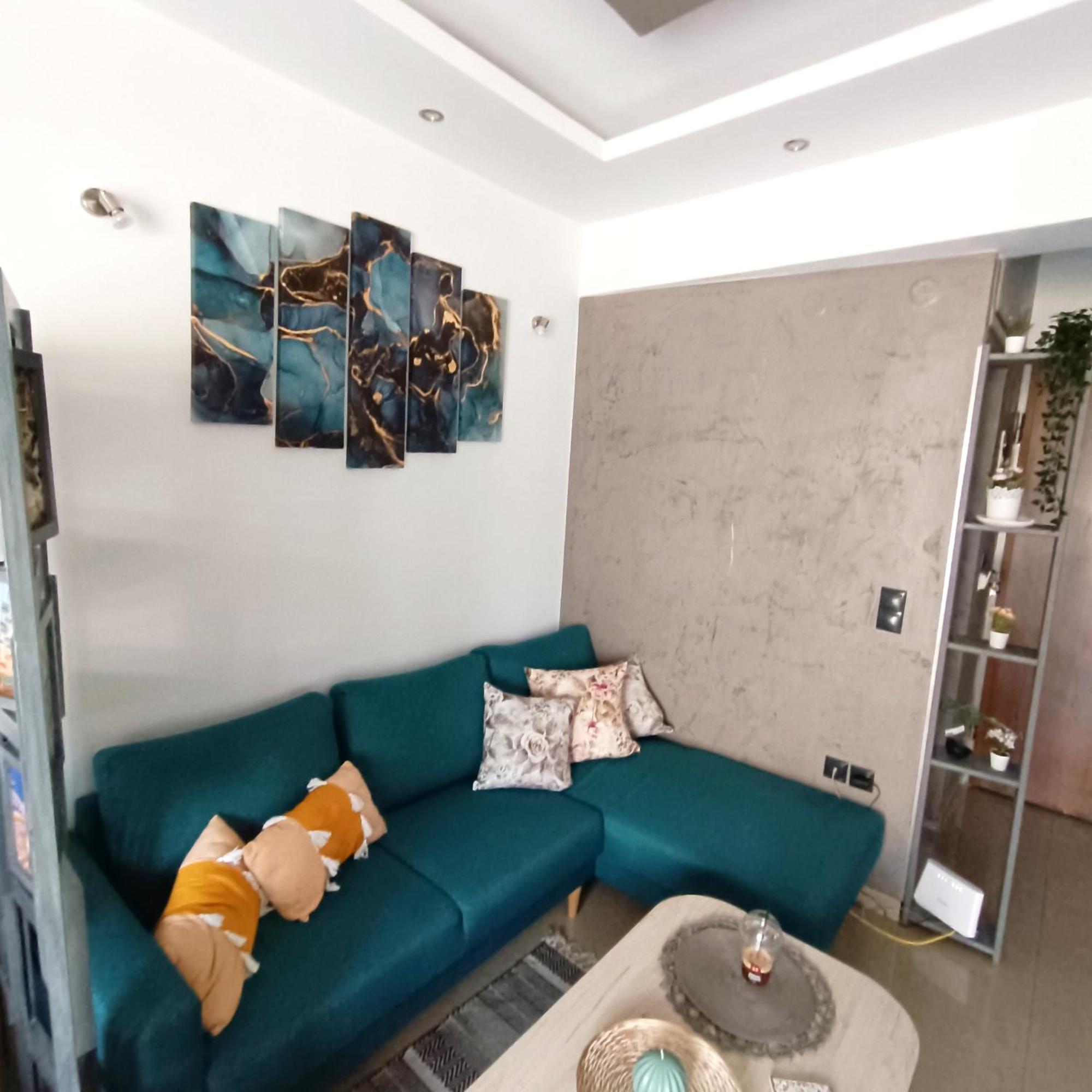 White Orhid Modern Appartement *
